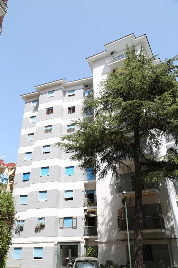Stanza In Appartamento Neapol Exteriér fotografie